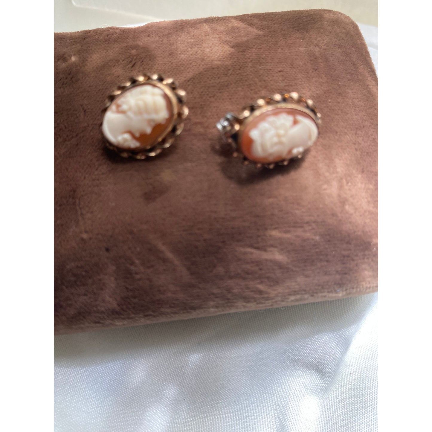Shell Cameo 14k yellow gold carved lady studs vintage unique earrings