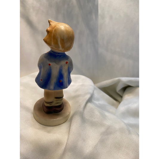 Hummell Goebel "girl with nosegay"1967 stamped on bottom