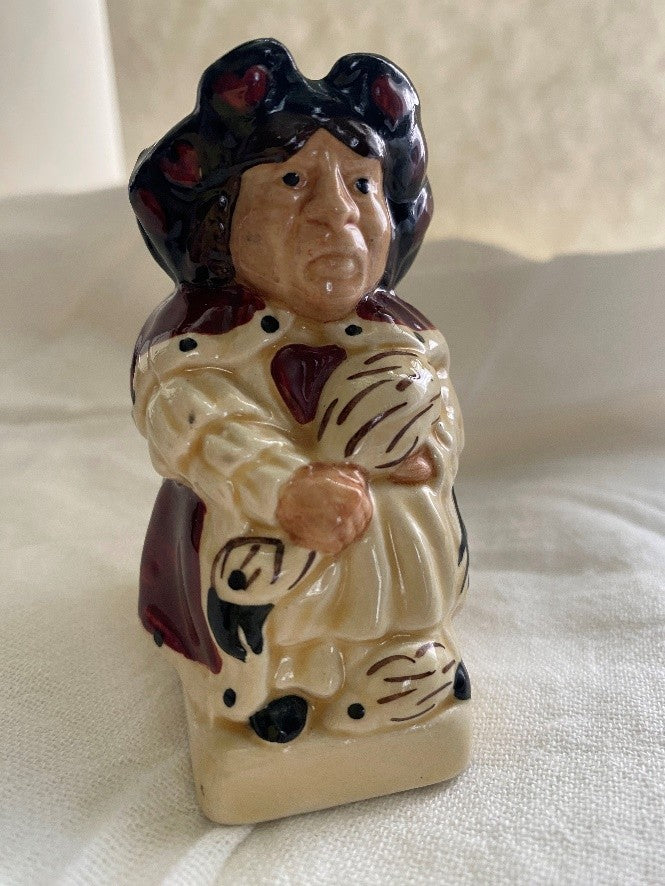 Alice in wonderland "Queen of Hearts" Toby mug