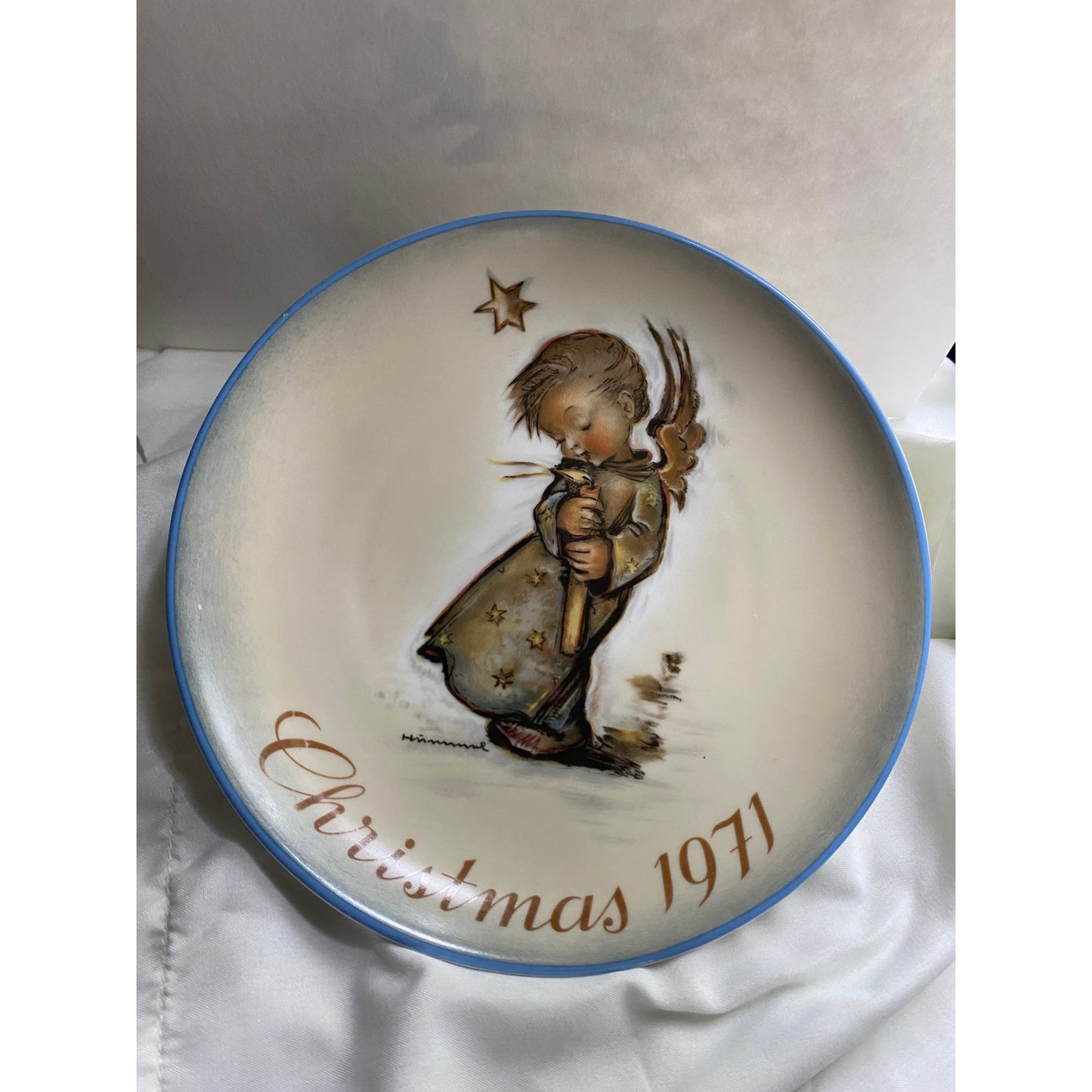 Hummel Christmas plate 1971, first in annual collectors' series