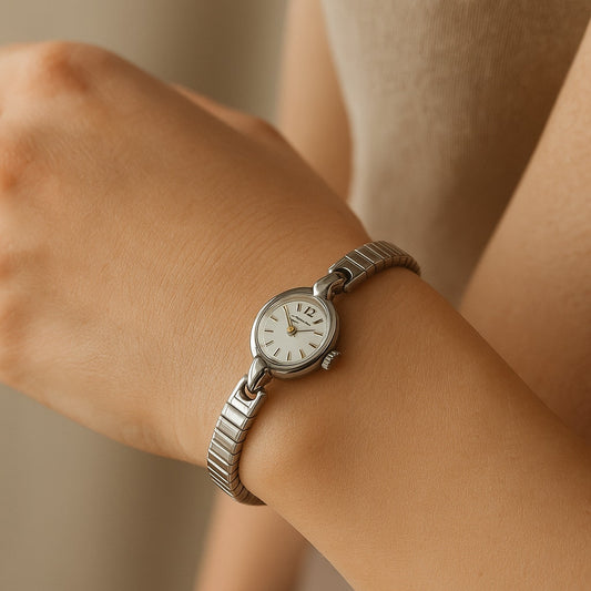 Working Vintage Bulova watch silver expansion band Engraved back classic style