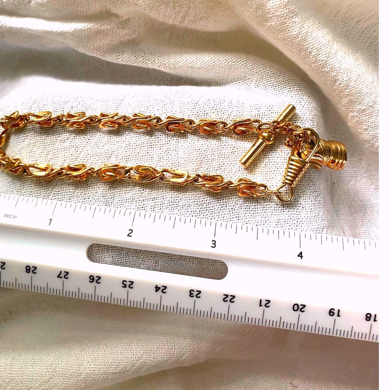 Vintage Gold chain Bracelet with knight Chess Piece charm retro toggle clasp