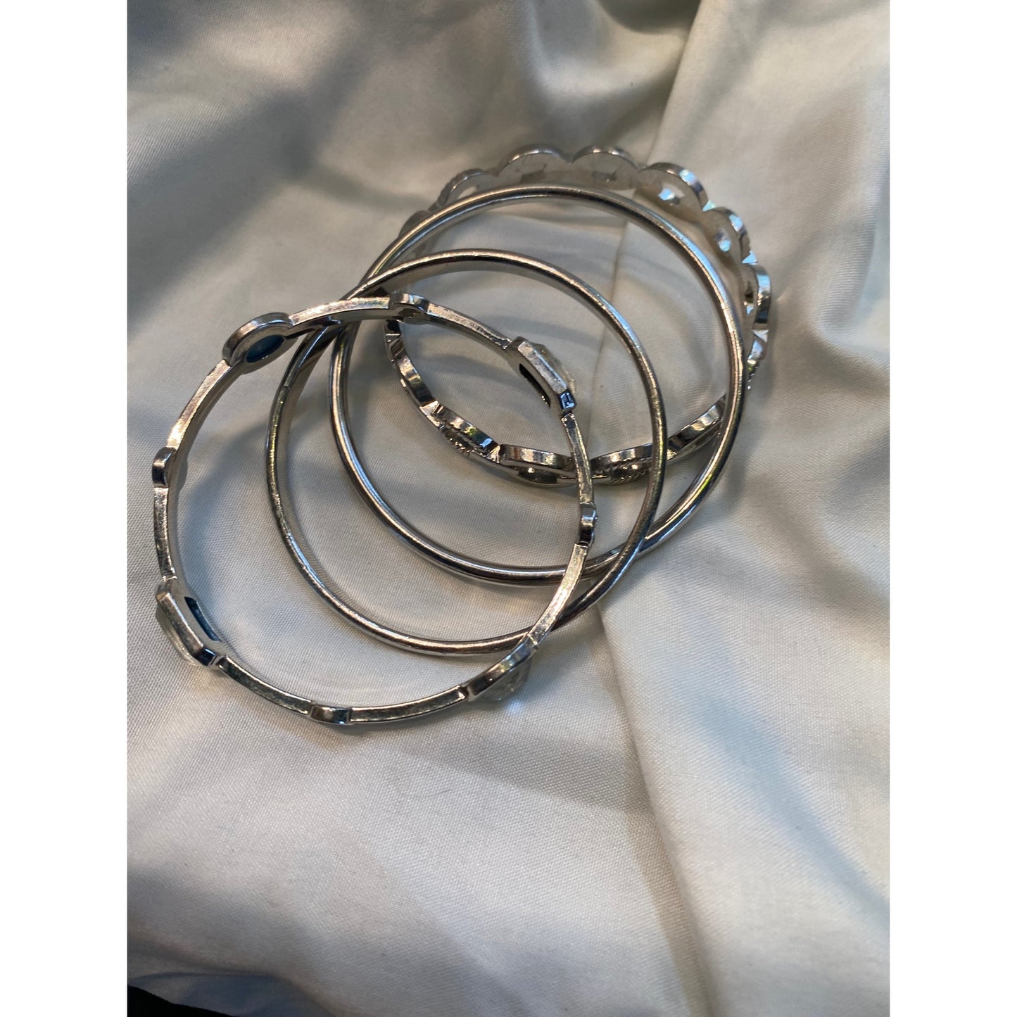 Set of 5 Silver Tone Bangle Bracelets with Rhinestones stacking Fashion jewelry