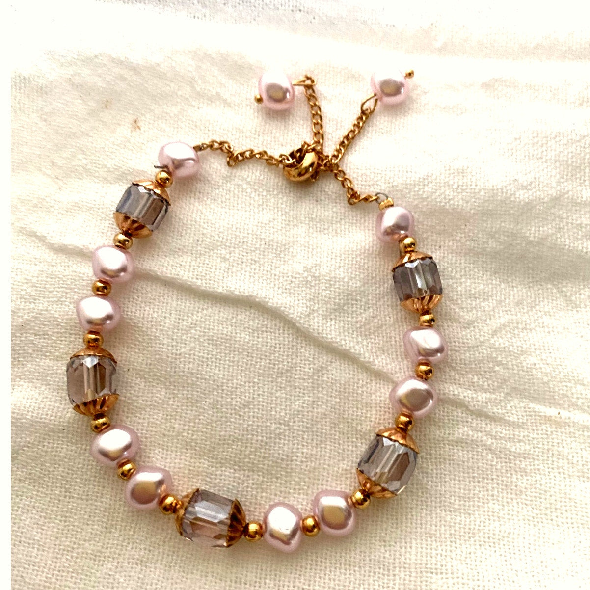 Vintage style pearl and crystal beaded bracelet gold accents adjustable chain, elegant gift for her.