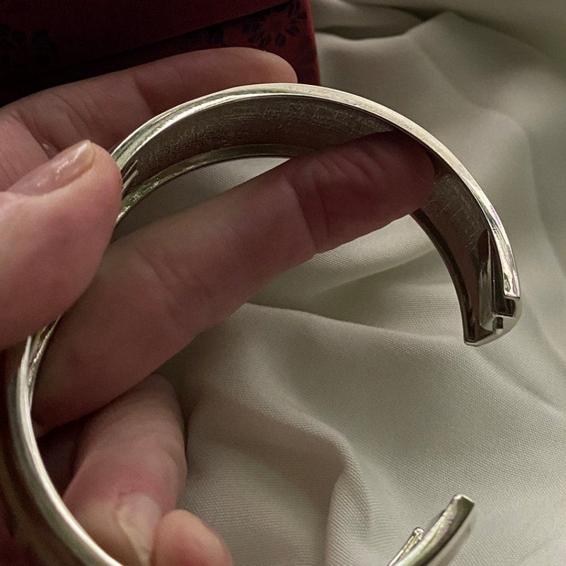 Vintage Greek key bangle Bracelet Cream enamel and silver tones midcentury retro