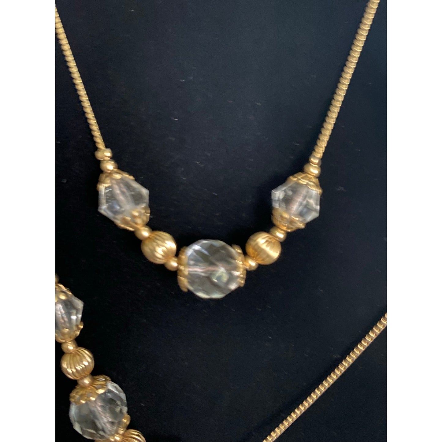 Vinatge gold and Crystal Bead Necklace 24-inch-long chain,Faceted beads elegant