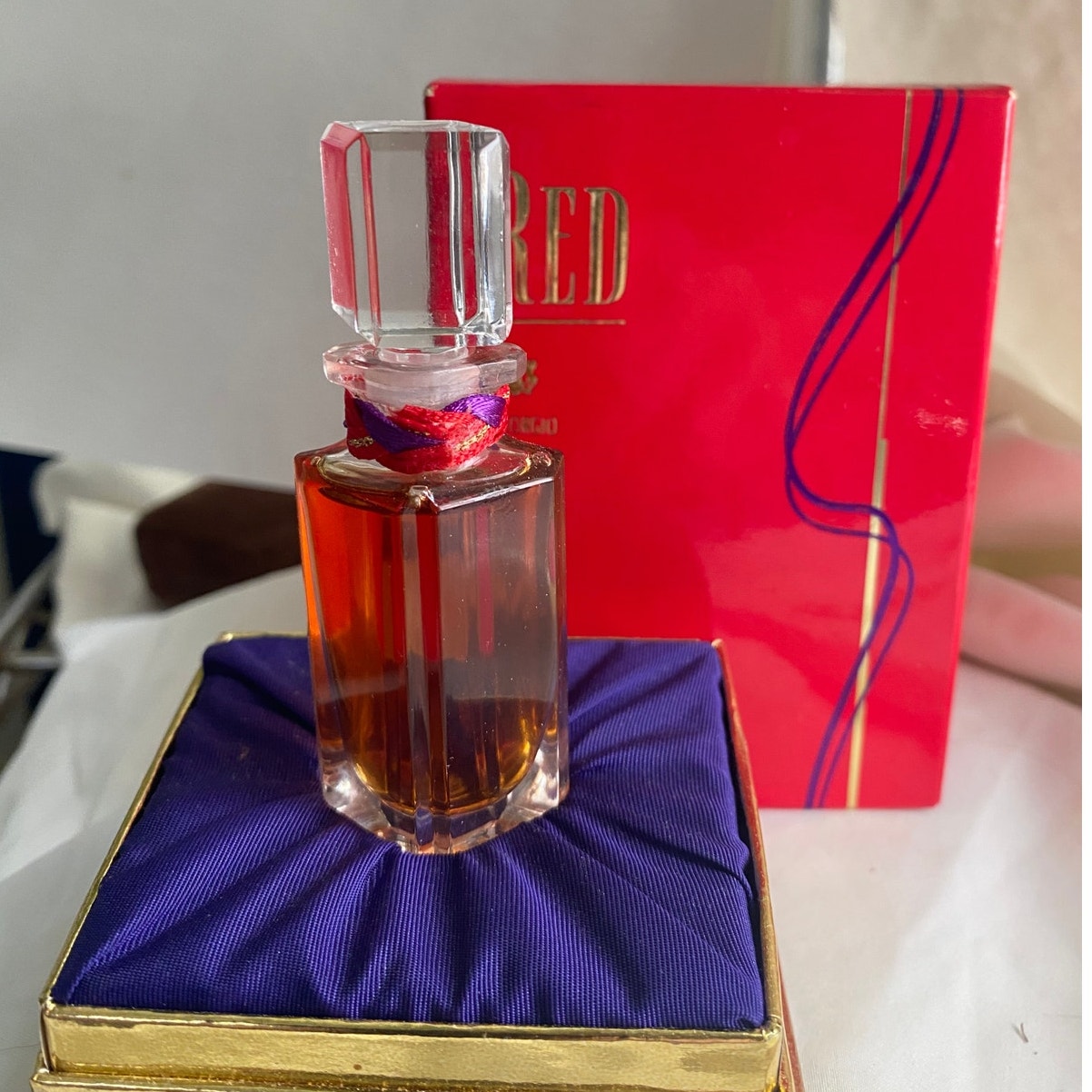 Vintage Giorgio Beverly Hills RED Perfume 7.5 ml rare mini crystal bottle