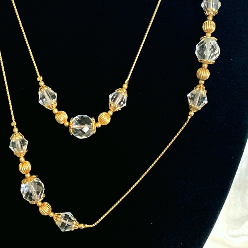 Vinatge gold and Crystal Bead Necklace 24-inch-long chain,Faceted beads elegant