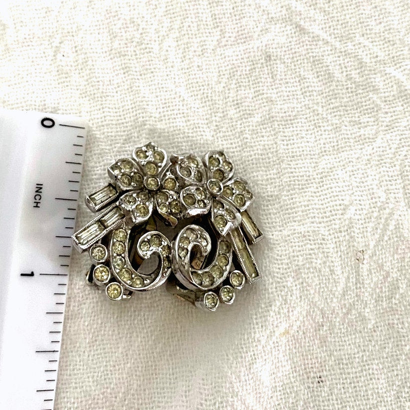 VTG Floral rhinestone clip on Earrings elegant 1950 Silver tone costume jewelry