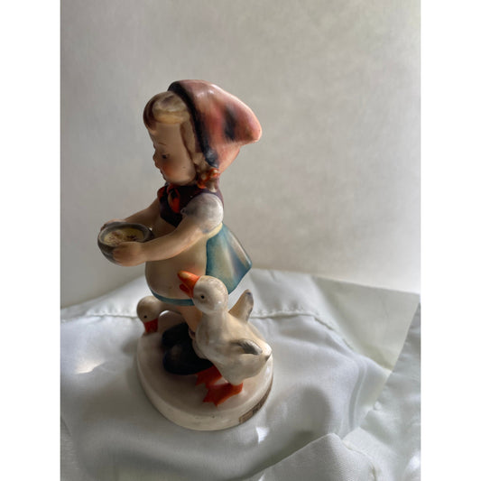 Hummel vintage Girl with geese "be patient"#192