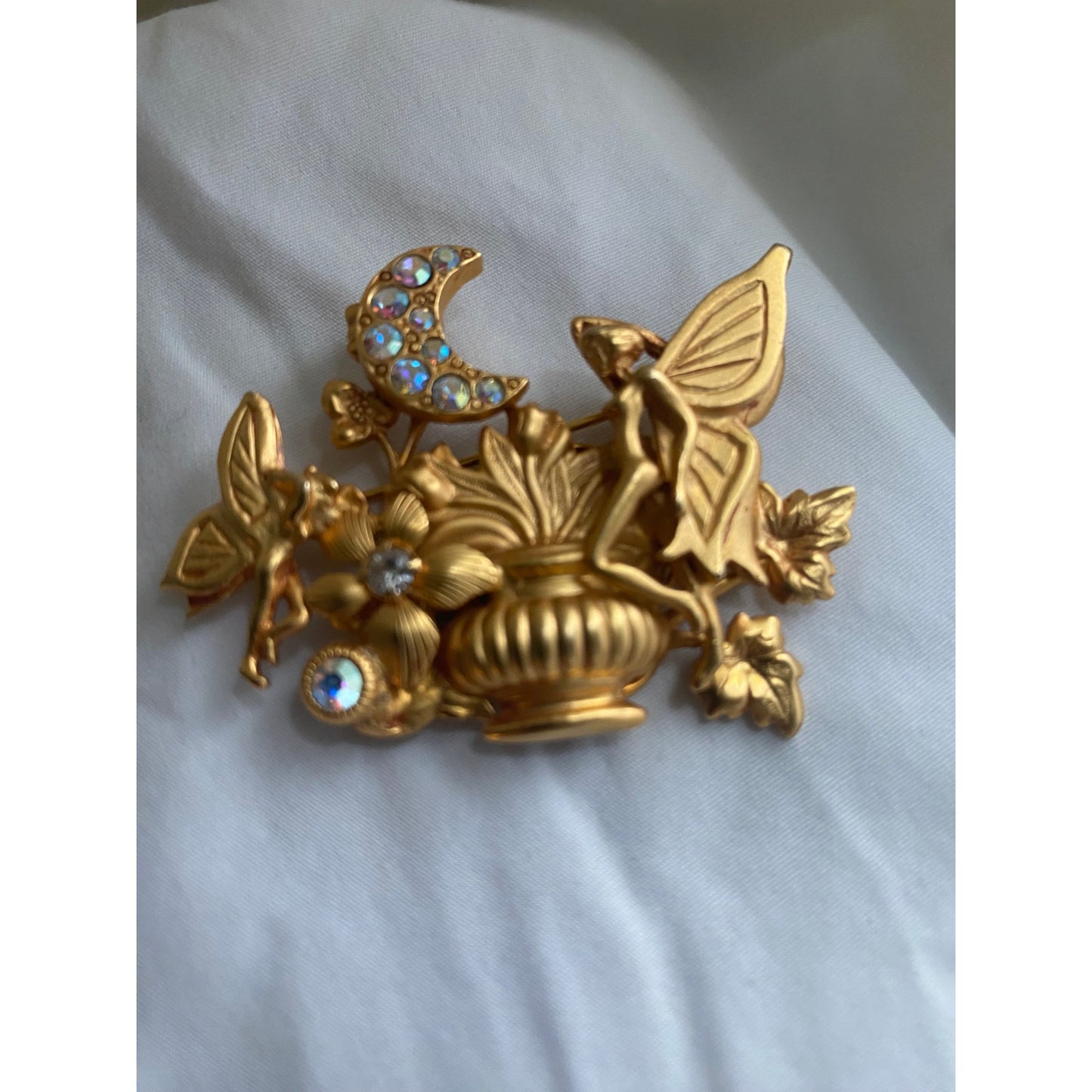 Vintage Kirks Folly Rhinestone Fairy Moon Brooch goldtone Celestial magic