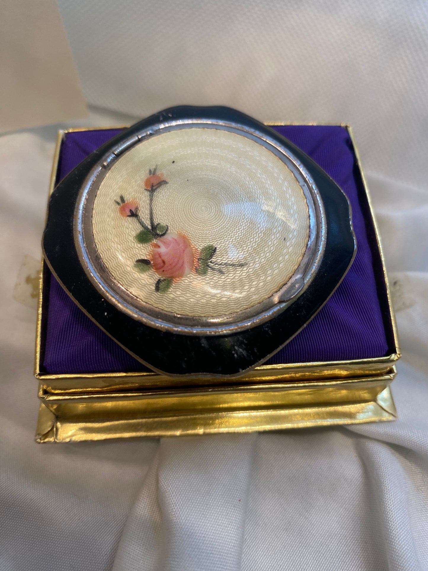 Evan’s Compact black enamel with Guilloche floral design powder