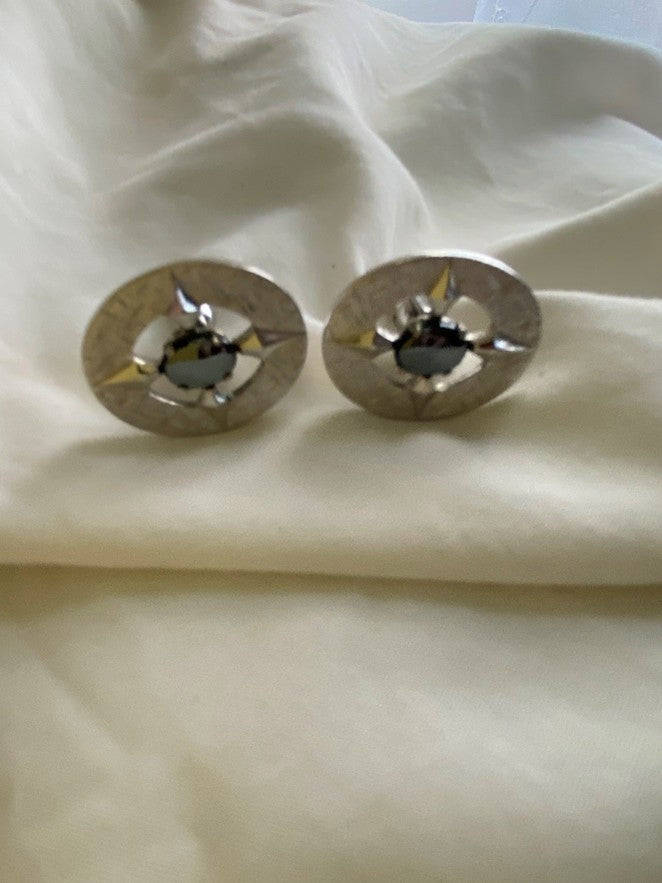 Silver tone Cufflinks with rose compass, dark stone middle