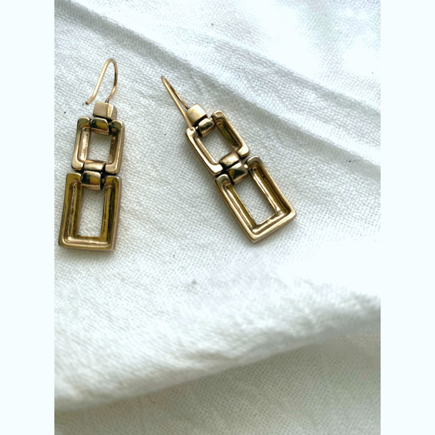Modern geometric Gold Rectangle link earrings/Dainty dangle drop jewelry gift