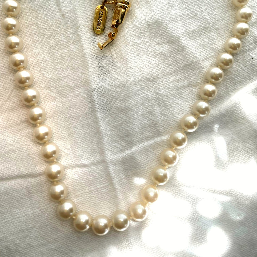 Vintage Kissaka Faux Peral Necklace 18-inch Gold Clasp Chocker Bridal or Evening